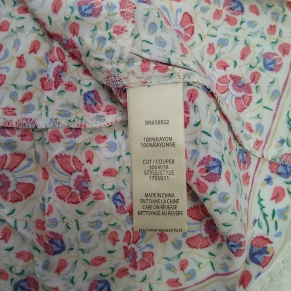 SOLD- NWT Max Studio Ladies Floral Skirt Large - Picture 5 of 13